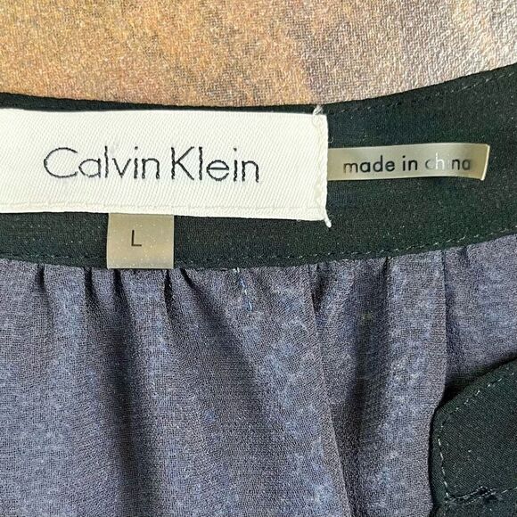 Calvin Klein Animal Print Color Block Flowy Semi-Sheer Blouse Large - Picture 10 of 11